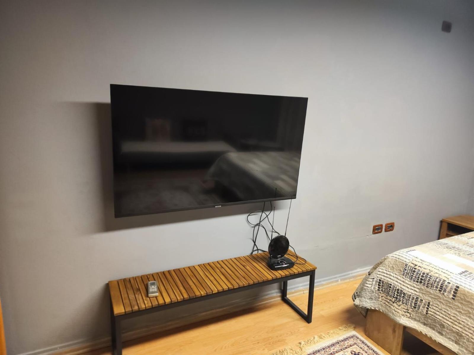 The Best Guesthouse In Тирана Екстер'єр фото